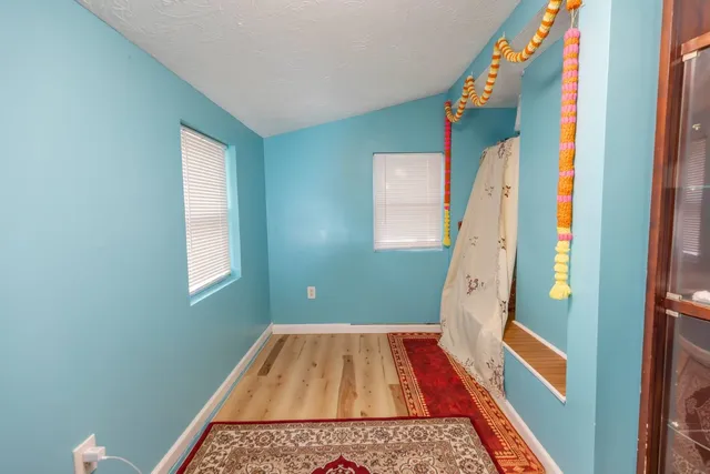 $399,900 | 32 East Side Drive, Concord, NH 03301