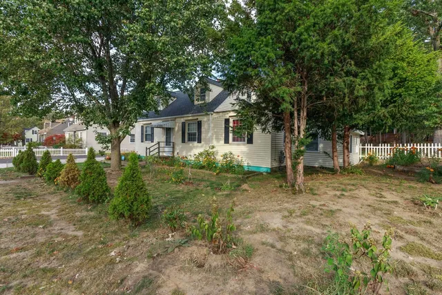 $399,900 | 32 East Side Drive, Concord, NH 03301