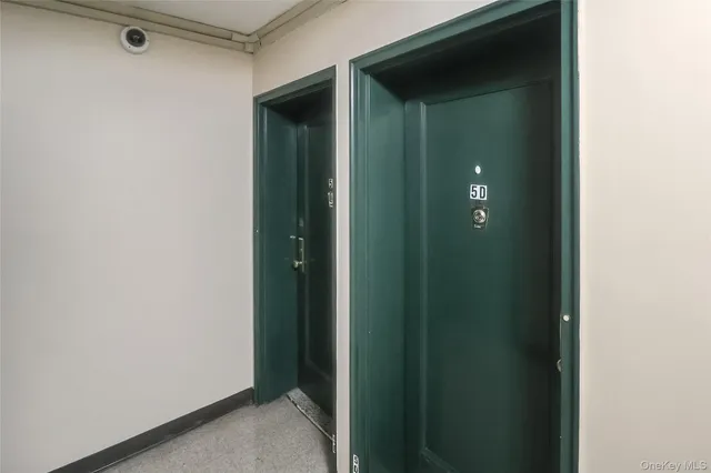 $215,000 | 730 East 232nd Street, Unit 5D | Wakefield