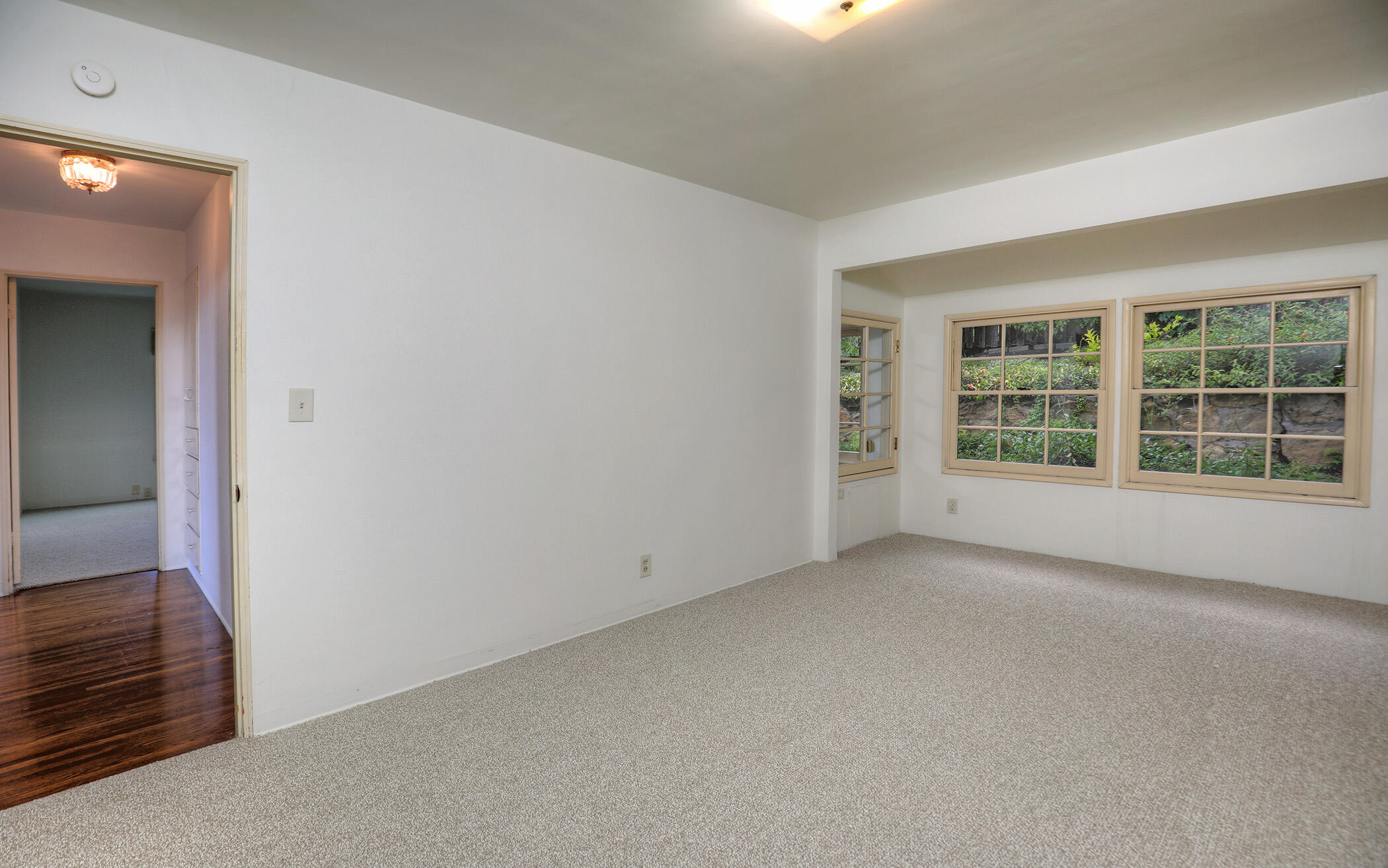 1712 Lasuen Road Santa Barbara, CA 93103 - Photo 14 of 38 8