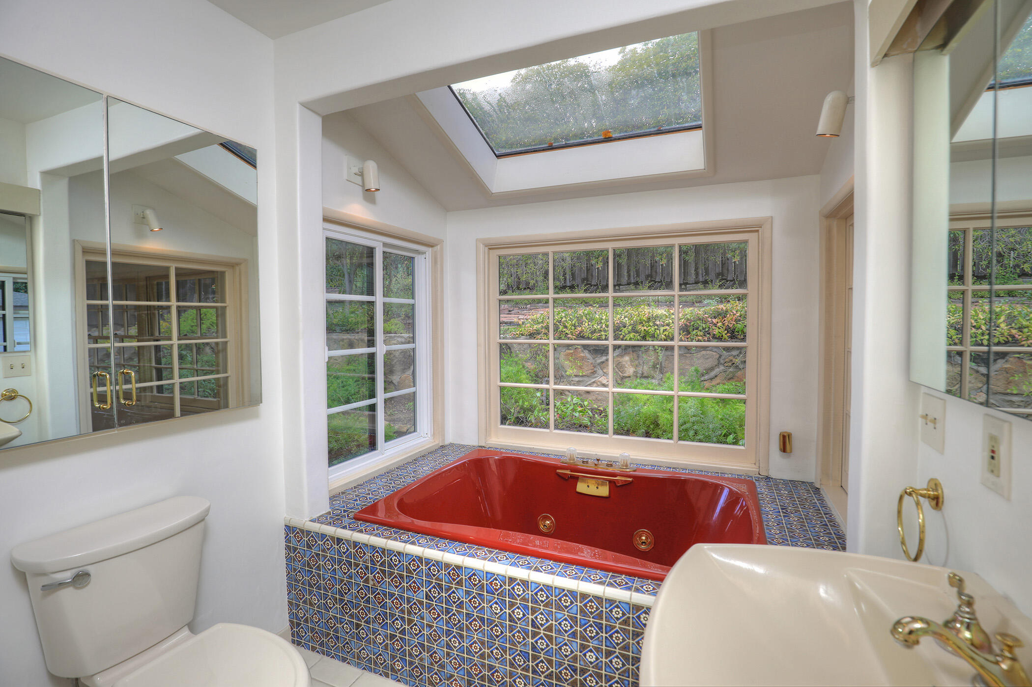 1712 Lasuen Road Santa Barbara, CA 93103 - Photo 16 of 38 10