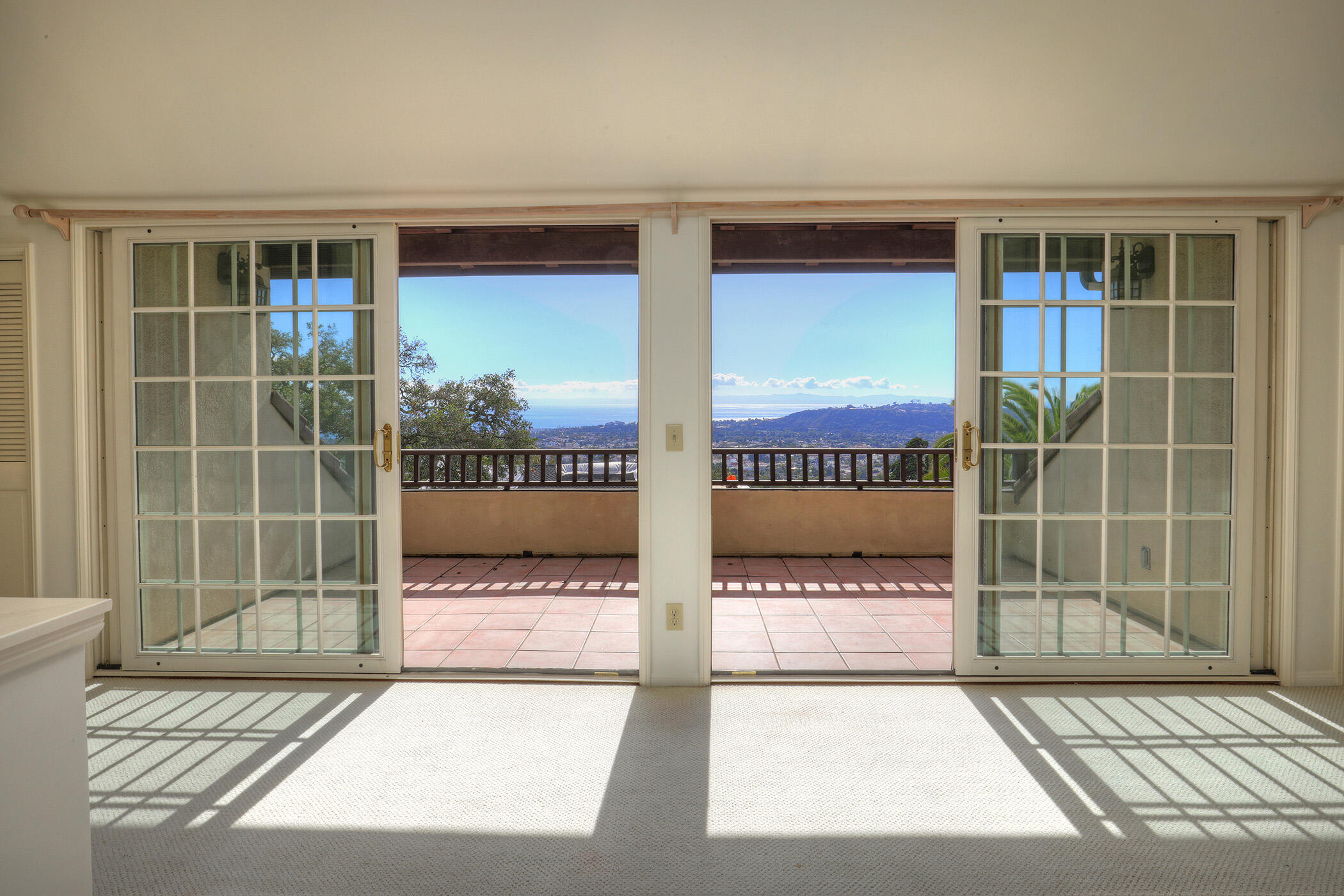 1712 Lasuen Road Santa Barbara, CA 93103 - Photo 21 of 38 23