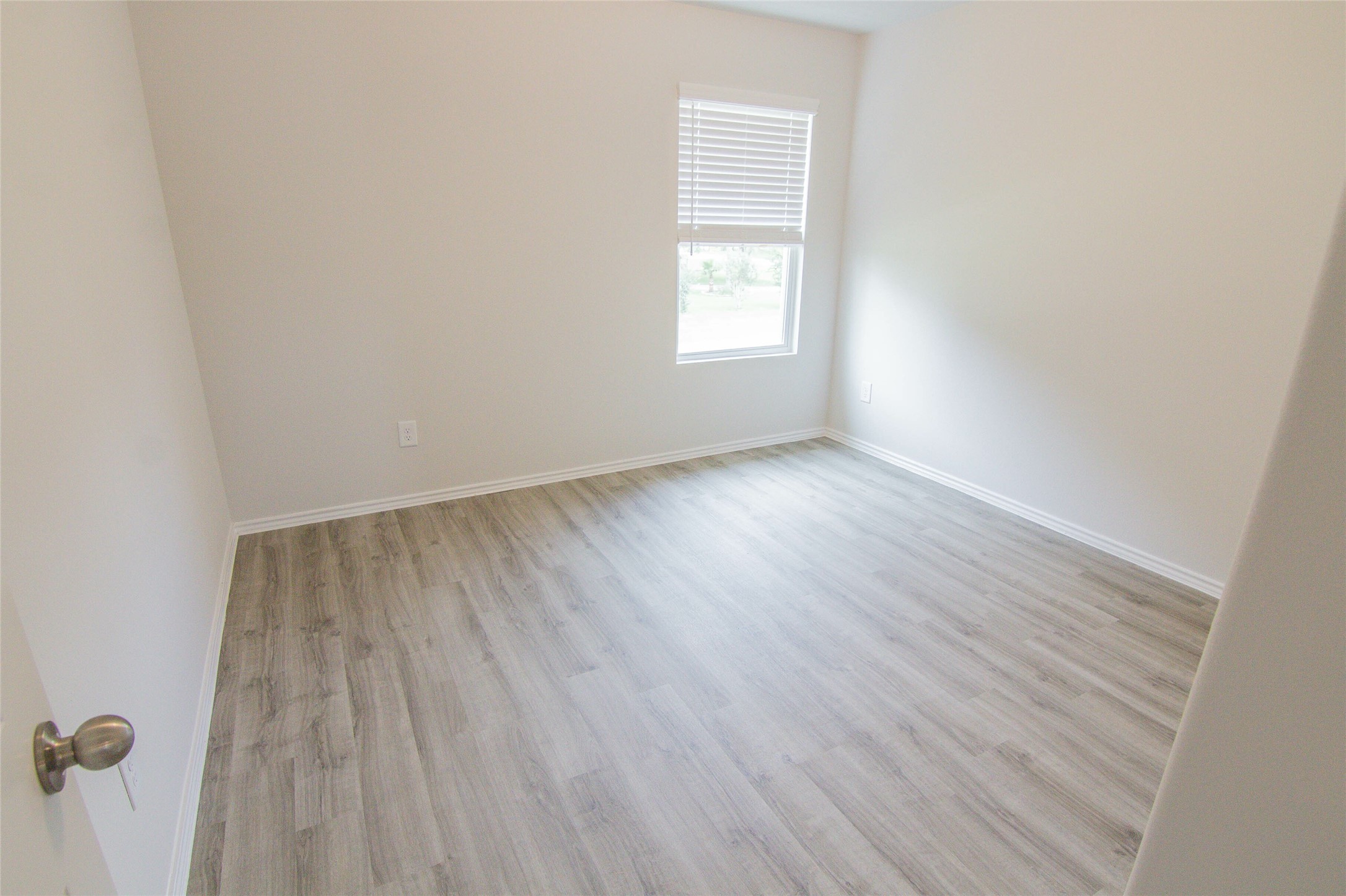 18546 Boomi Ravine Trail Katy, TX 77449 - Photo 16 of 19 Photos may be representative of the floor plan and not the exact home. Finishes, layout, and features of the actual property for lease may vary.