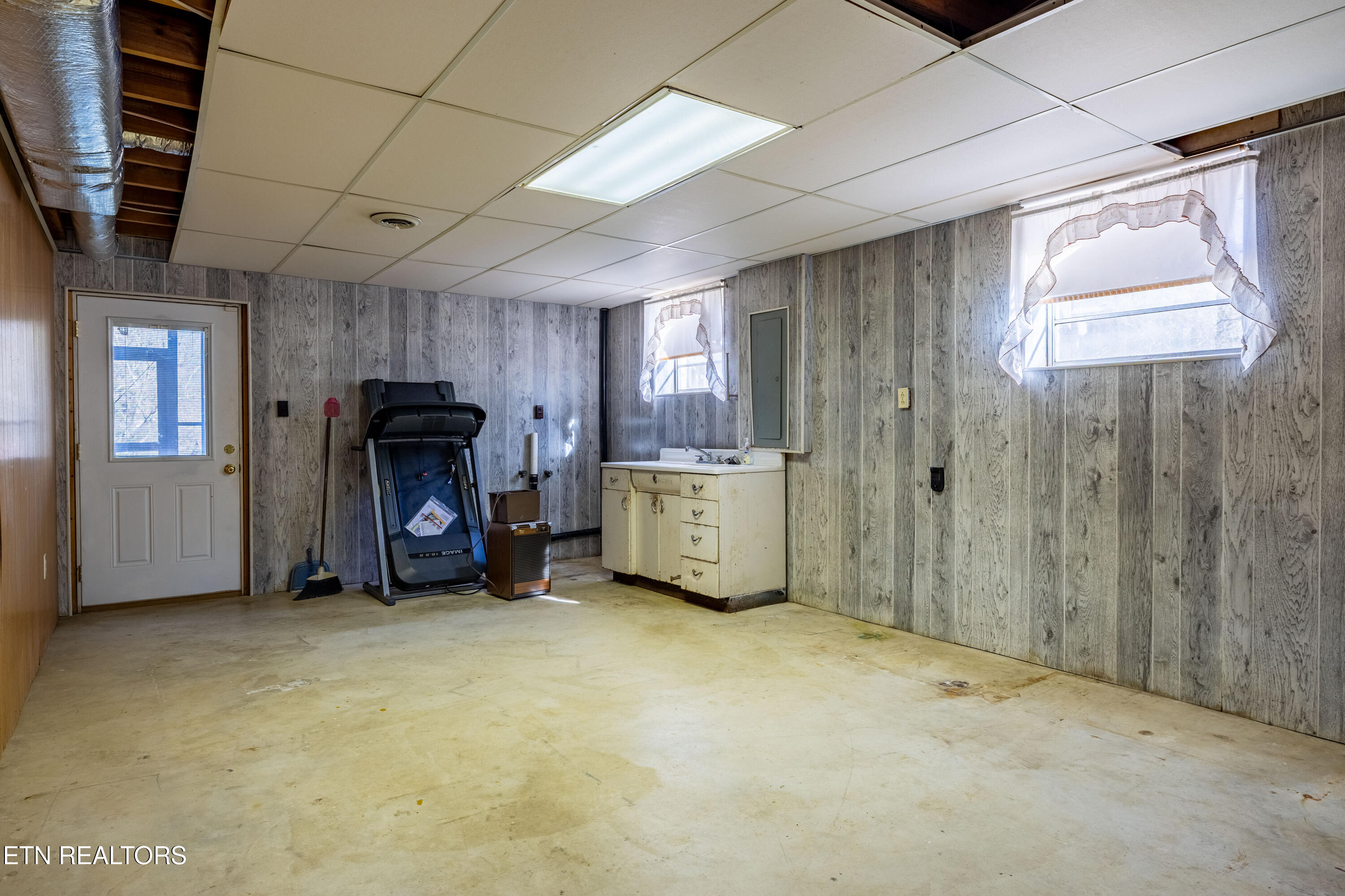 4462 Rocky Branch Road Walland, TN 37886 - Photo 31 of 37 4462RockyBranchRd-32