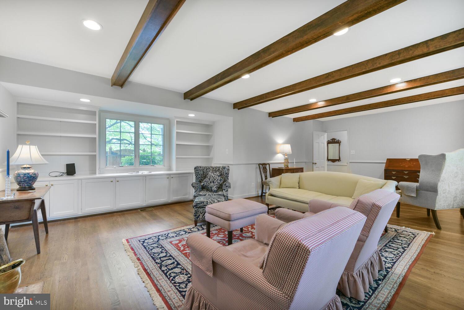 3901 Ridge Road Annandale, VA 22003 - Photo 8 of 21 a living room with furniture and a large window