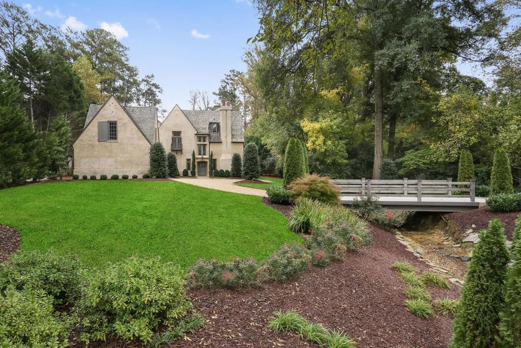 252 Pineland Road Northwest Atlanta, GA 30342 - Photo 1 of 1