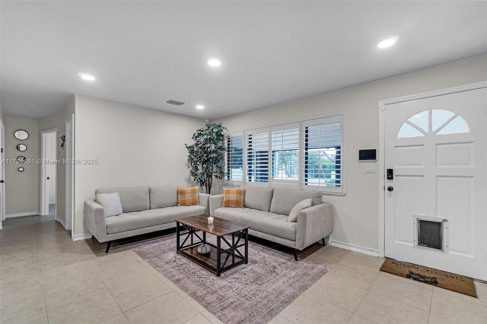 30021 Southwest 160th Avenue Homestead, FL 33033 - Photo 5 of 55