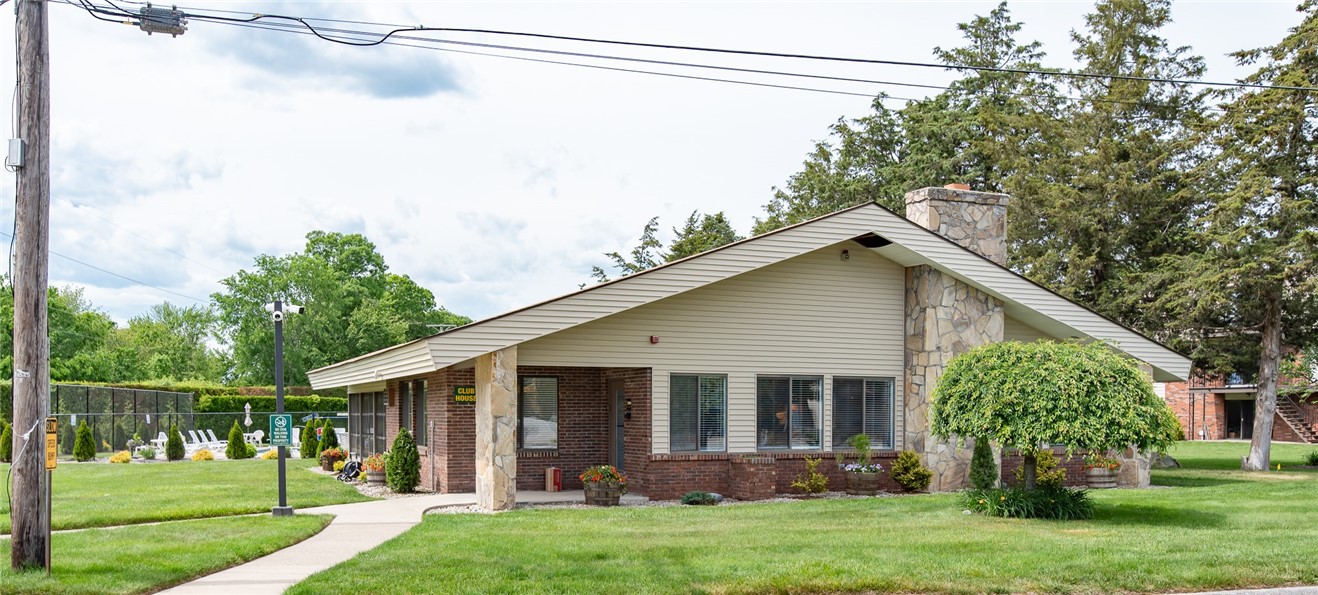 196 Old River Road, Unit 3B EAST Lincoln, RI 02865 - Photo 4 of 28