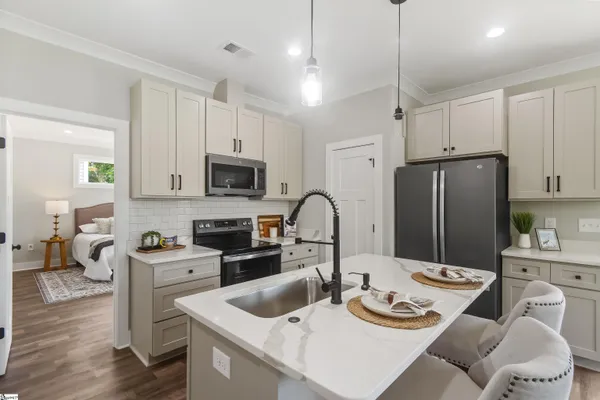$412,500 | 98 Turkey Trot Road, Williamston, SC 29697