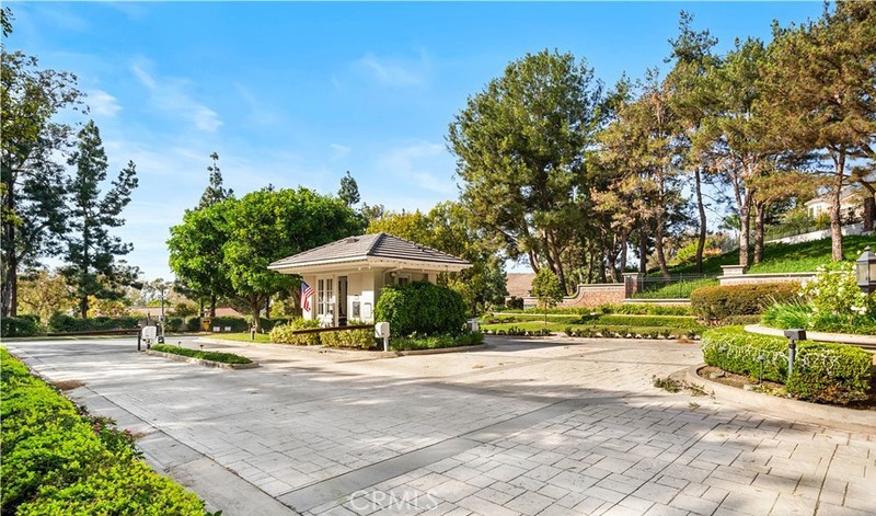 11 Pemberly Irvine, CA 92603 - Photo 18 of 20