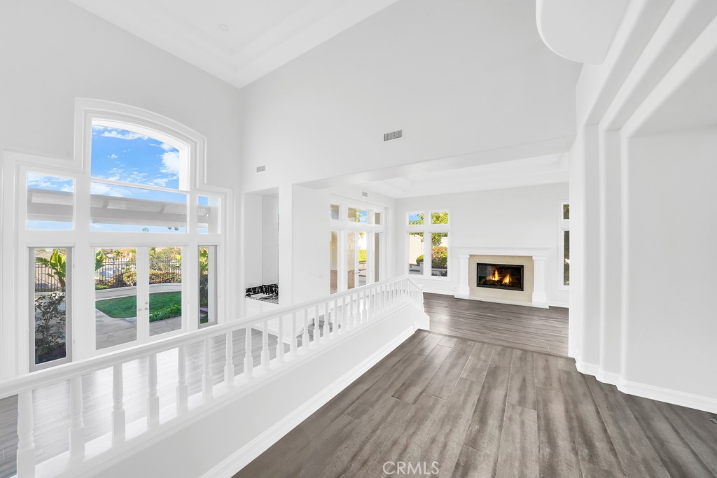 11 Pemberly Irvine, CA 92603 - Photo 3 of 20