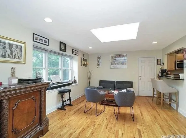 $3,500 | 1012 Old Northern Boulevard, Roslyn, NY 11576