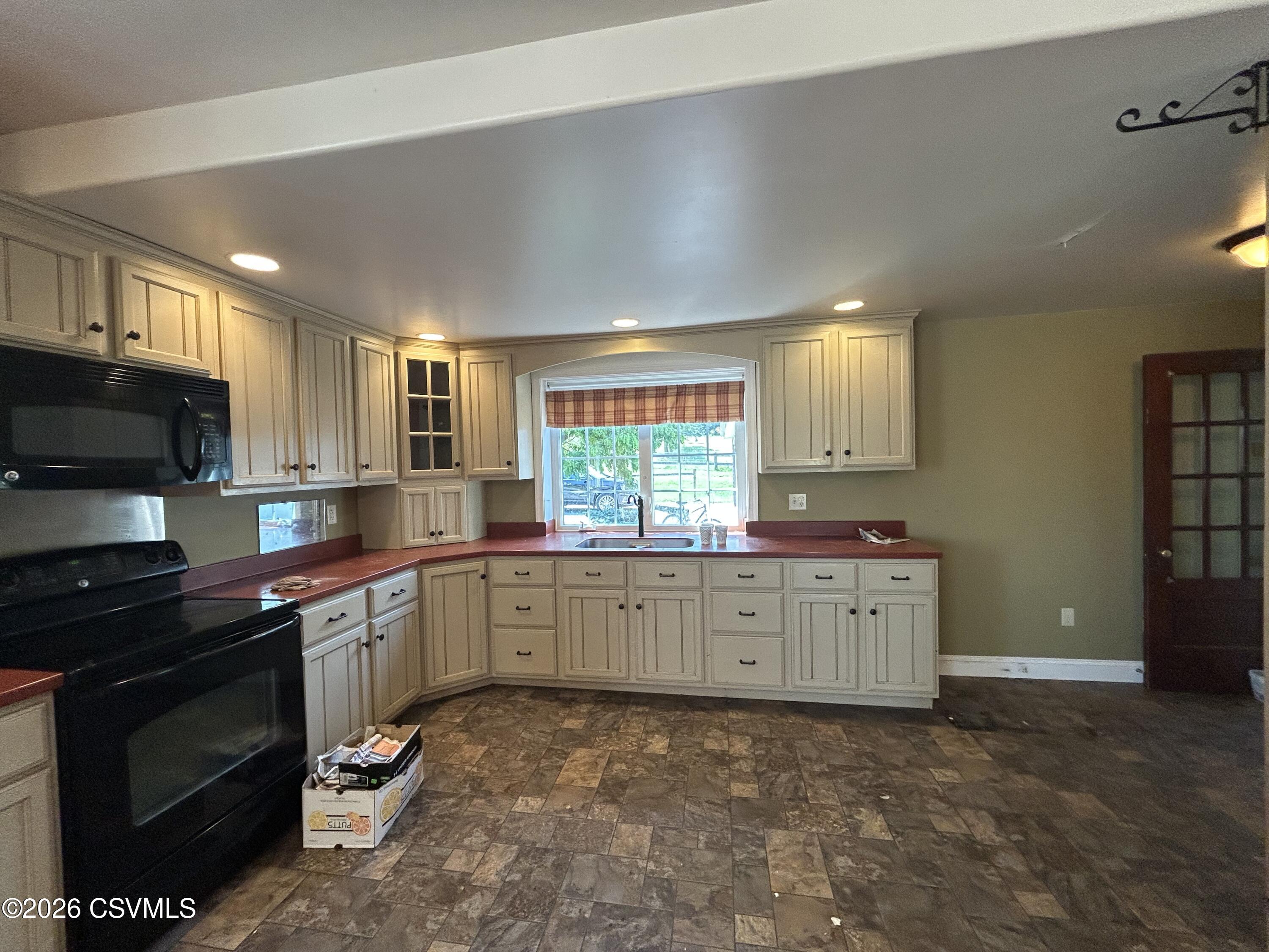 687 Hanselman Road Mifflinburg, PA 17844 - Photo 10 of 40