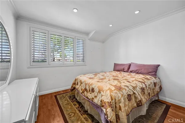 $4,700 | 736 Uclan Drive, Burbank, CA 91504