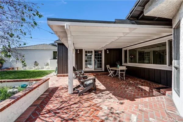 $4,700 | 736 Uclan Drive, Burbank, CA 91504