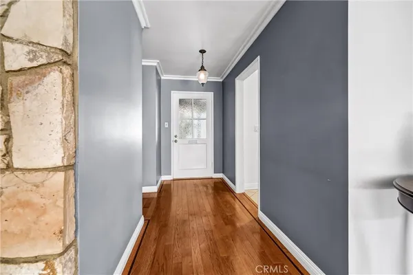 $4,700 | 736 Uclan Drive, Burbank, CA 91504