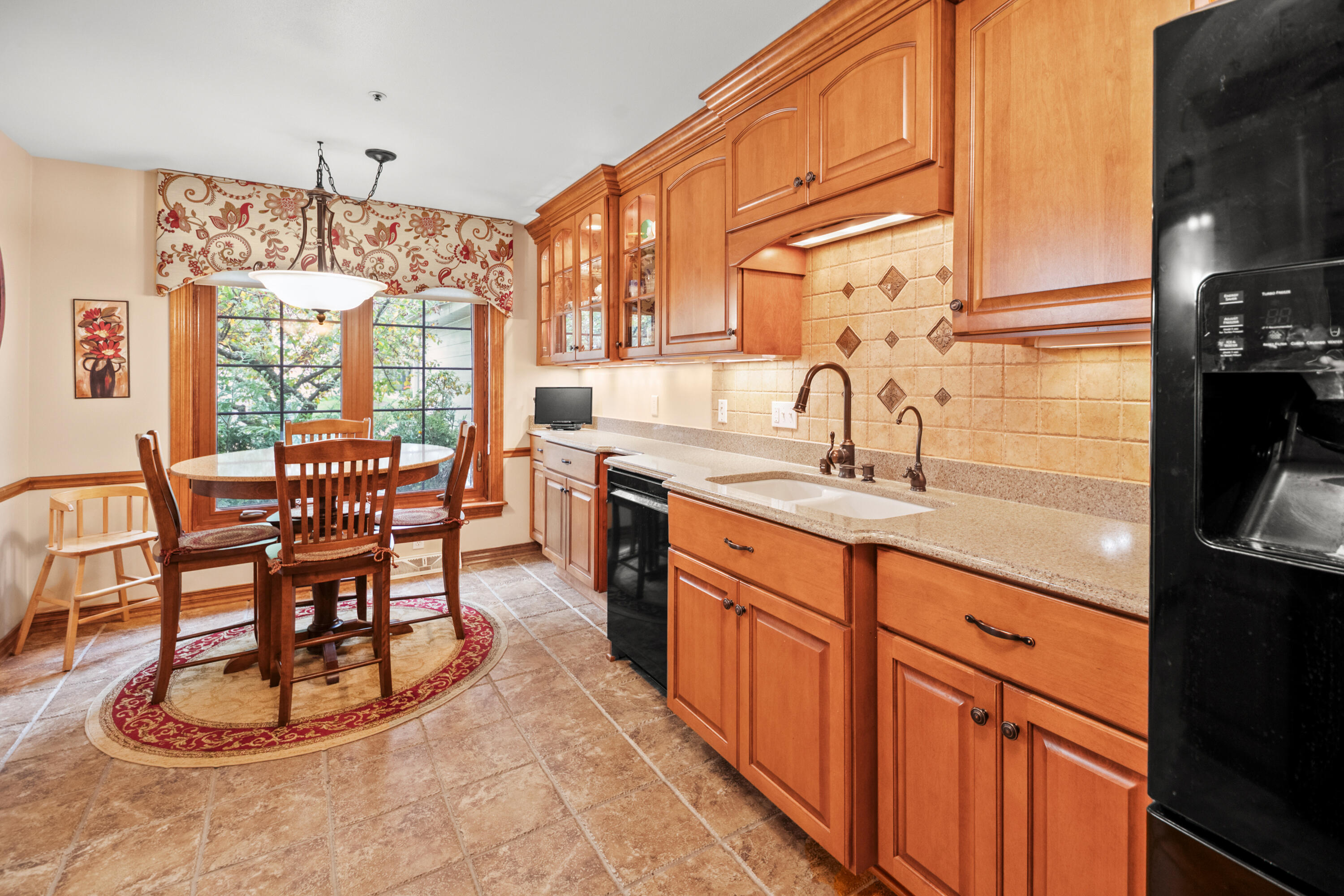 18675 St Andrews Lane, Unit B Brookfield, WI 53045 - Photo 13 of 58 DSC_7906