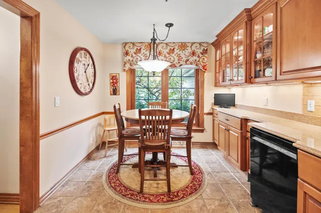 $529,900 | 18675 St Andrews Lane, Unit B, Brookfield, WI 53045