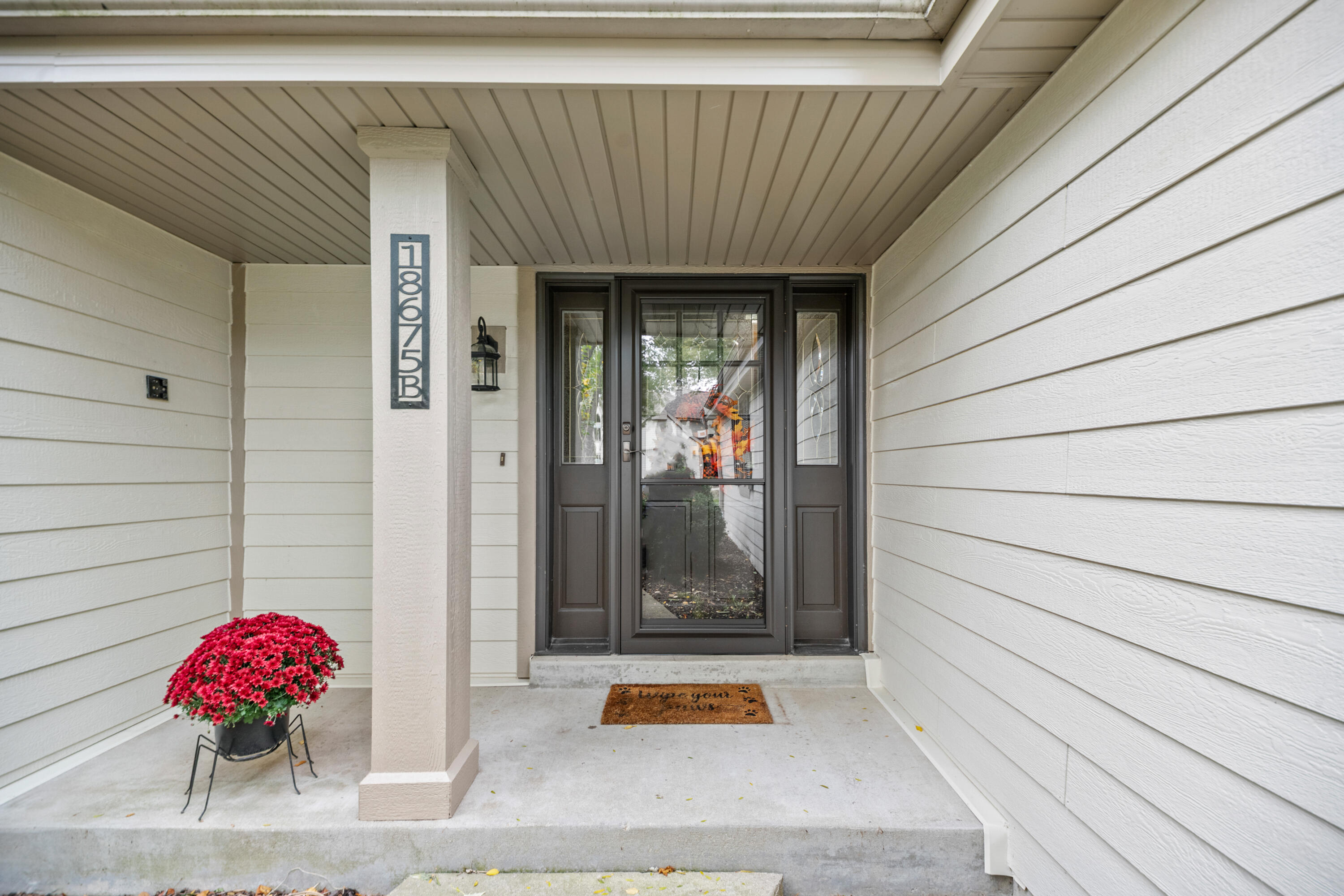 18675 St Andrews Lane, Unit B Brookfield, WI 53045 - Photo 2 of 58 DSC_8017