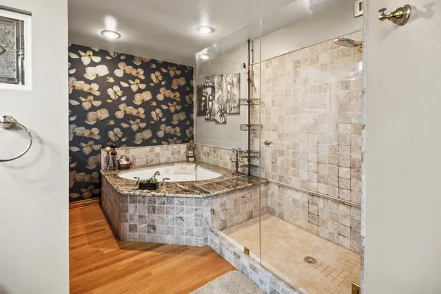 $529,900 | 18675 St Andrews Lane, Unit B, Brookfield, WI 53045