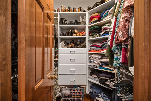 $529,900 | 18675 St Andrews Lane, Unit B, Brookfield, WI 53045