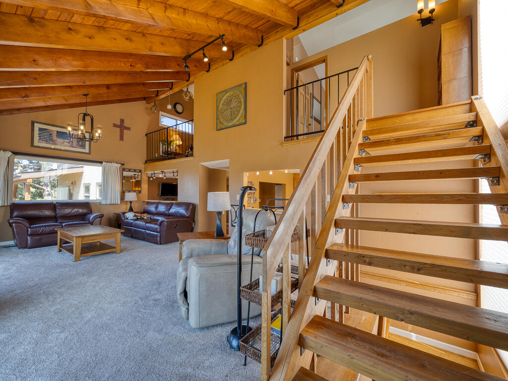 15512 Riveredge Road Klamath Falls, OR 97601 - Photo 30 of 37 15512 River Edge-32