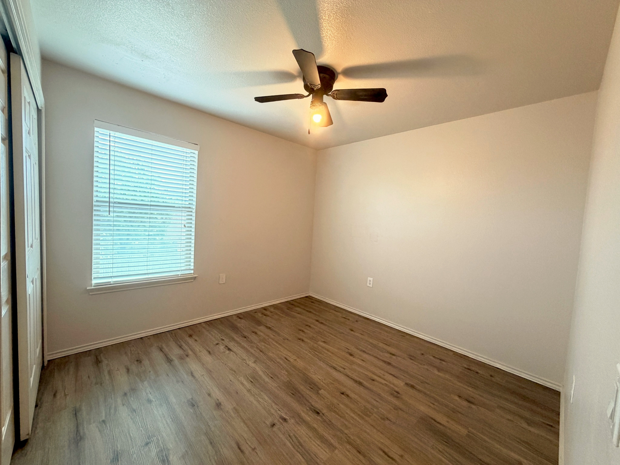 4601 Nuckols Crossing Road Austin, TX 78744 - Photo 11 of 18 Gallery Image 11