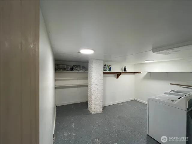 $2,800 | 4420 South 200th Street, Kent, WA 98032