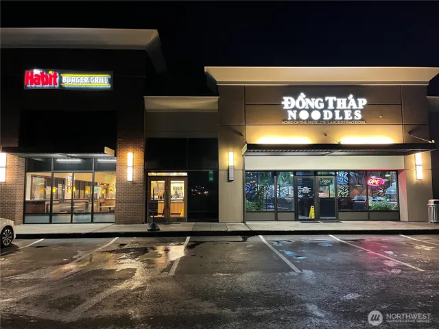 $2,800 | 4420 South 200th Street, Kent, WA 98032