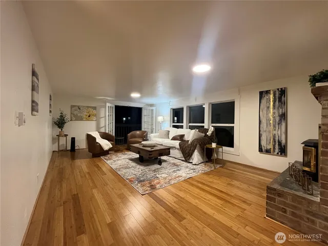 $2,800 | 4420 South 200th Street, Kent, WA 98032