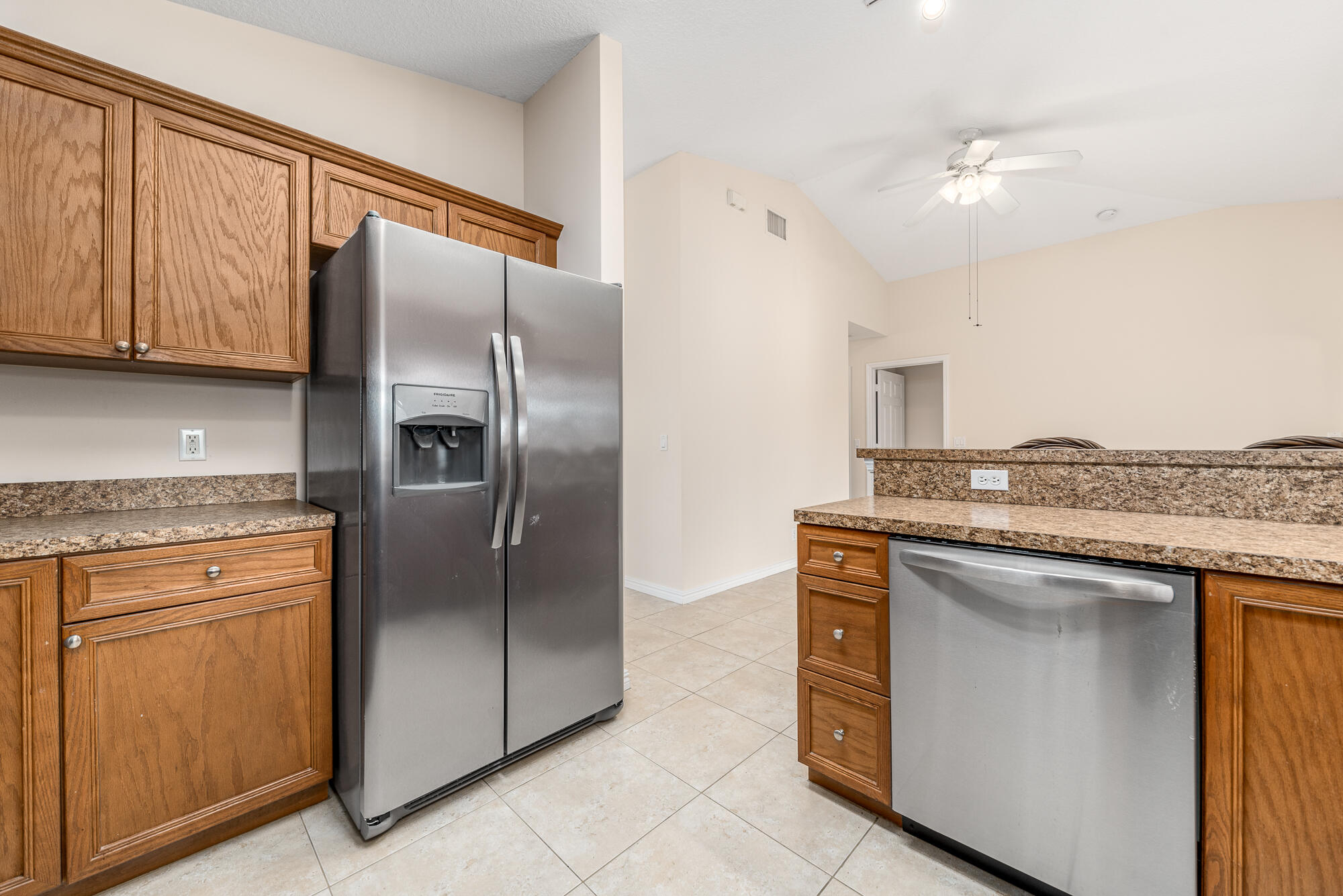 5795 Southeast Mitzi Lane Stuart, FL 34997 - Photo 5 of 16 Kitchen