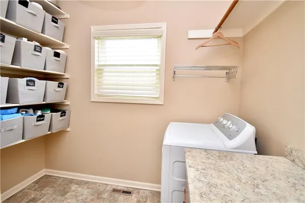 $465,000 | 1928 Carter Court, Liberty, MO 64068
