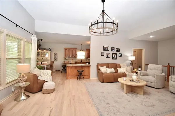$465,000 | 1928 Carter Court, Liberty, MO 64068