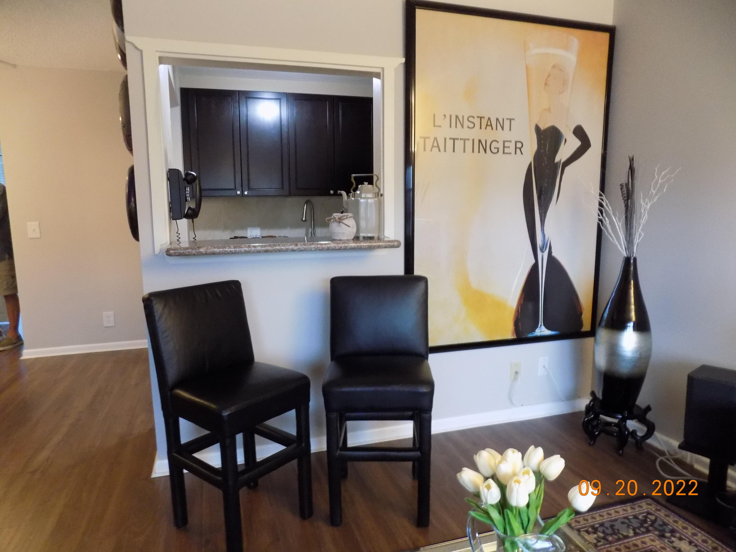 26 Mansfield B Boca Raton, FL 33434 - Photo 7 of 17 SNACK BAR TO KITCHEN