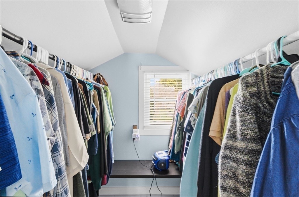 52 Point Street Fairhaven, MA 02719 - Photo 24 of 40