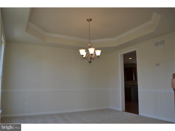 216 Testaverde Road Newark, DE 19702 - Photo 12 of 17 Dining Room