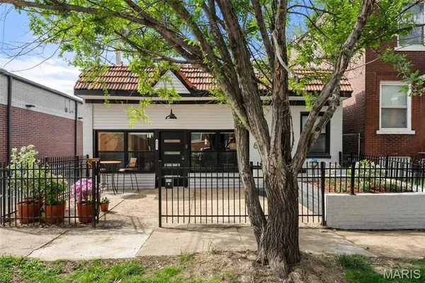 $350,000 | 4918 Wise Avenue, St. Louis, MO 63110