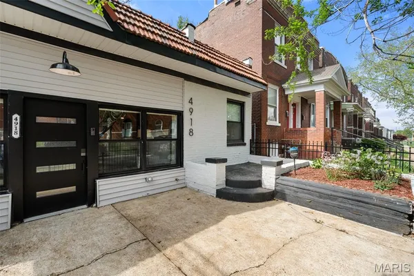 $350,000 | 4918 Wise Avenue, St. Louis, MO 63110