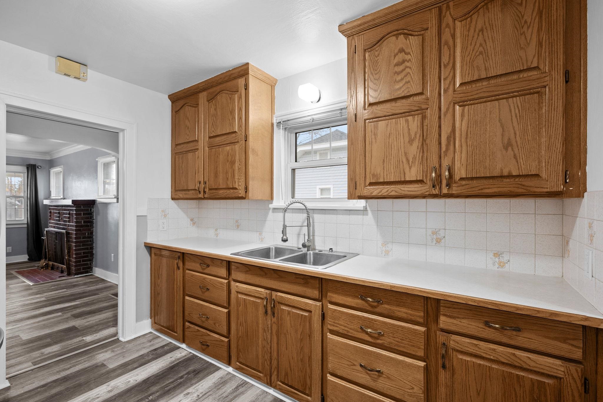 1103 East Longfellow Avenue Spokane, WA 99207 - Photo 14 of 31