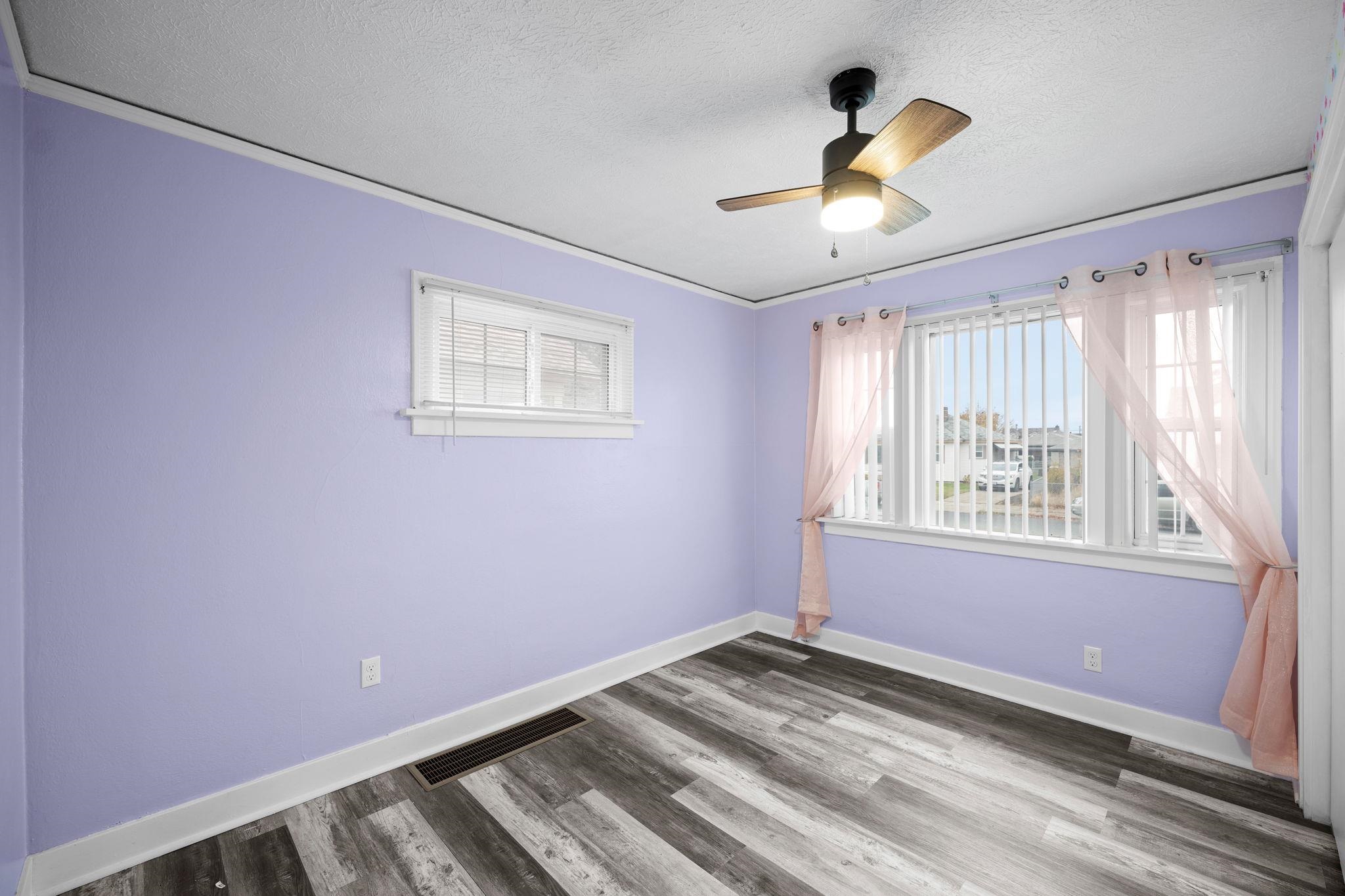 1103 East Longfellow Avenue Spokane, WA 99207 - Photo 17 of 31