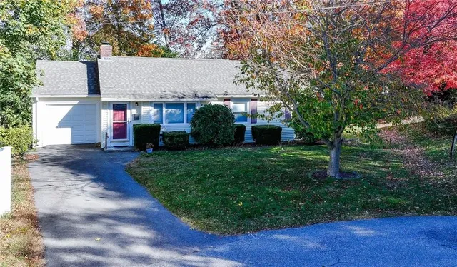 $439,000 | 11 Salem Drive, North Providence, RI 02904