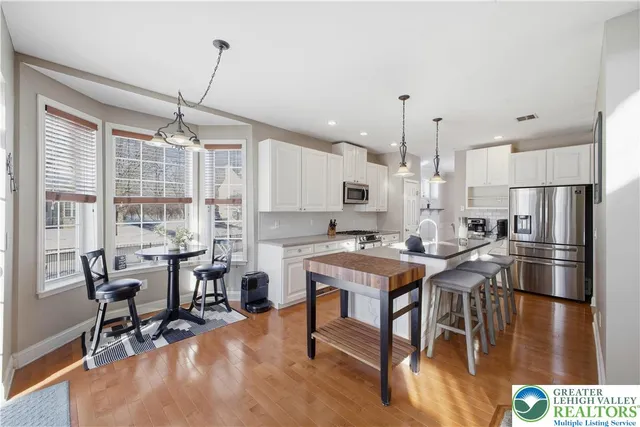 $649,999 | 845 Garden Court, Easton, PA 18040