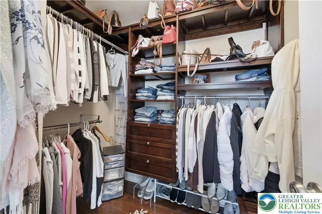 $649,999 | 845 Garden Court, Easton, PA 18040