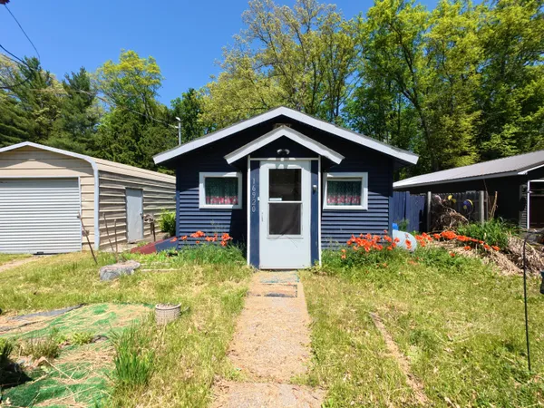 $84,500 | 16920 6th Street, Wellston, MI 49689