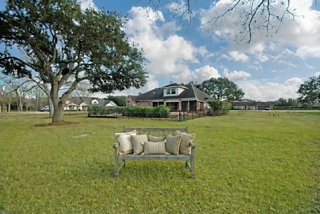 $725,000 | 3702 Westerdale Drive, Fulshear, TX 77441