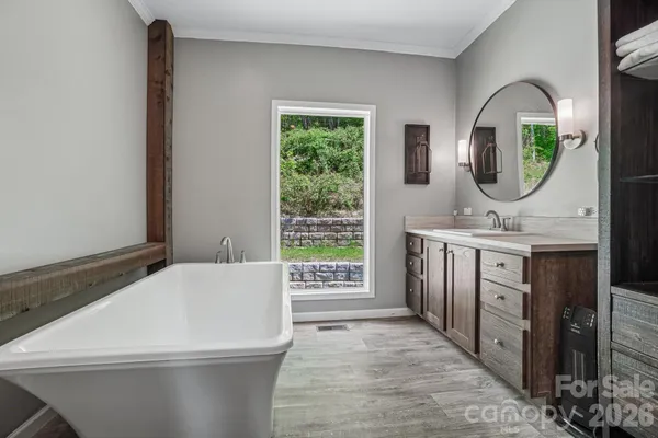 $875,000 | 590 Willow Lane, Marshall, NC 28753