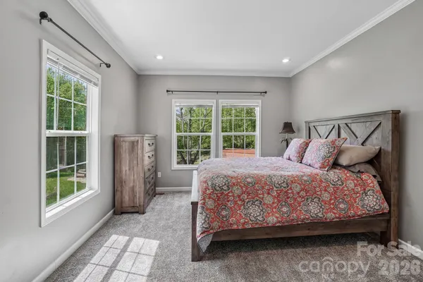 $875,000 | 590 Willow Lane, Marshall, NC 28753