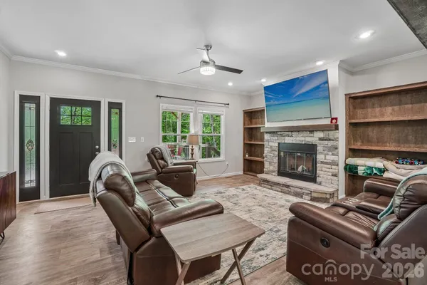 $875,000 | 590 Willow Lane, Marshall, NC 28753