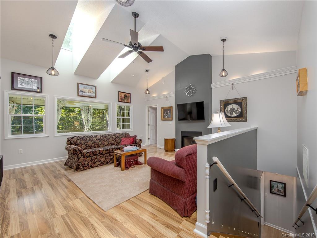 38 Rabbit Ridge Drive Weaverville, NC 28787 - Photo 4 of 28 Gallery Image 4