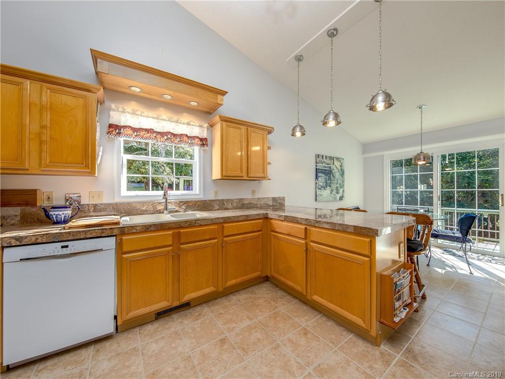 38 Rabbit Ridge Drive Weaverville, NC 28787 - Photo 10 of 28 Gallery Image 10